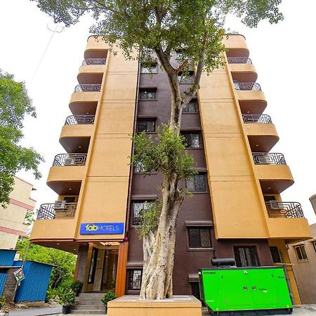 Fabhotel Gaurav Galaxy 浦那 外观 照片